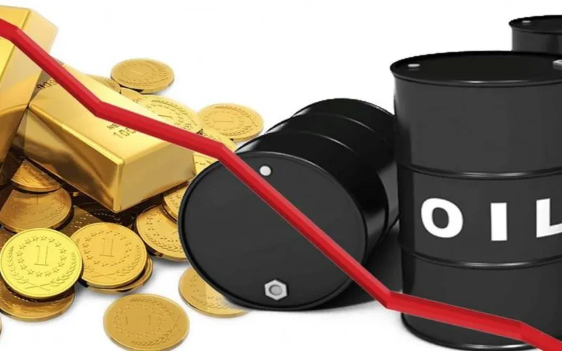 استقرار أسعار الذهب في الأسواق بالتزامن مع تراجع النفط عالمياً اليوم